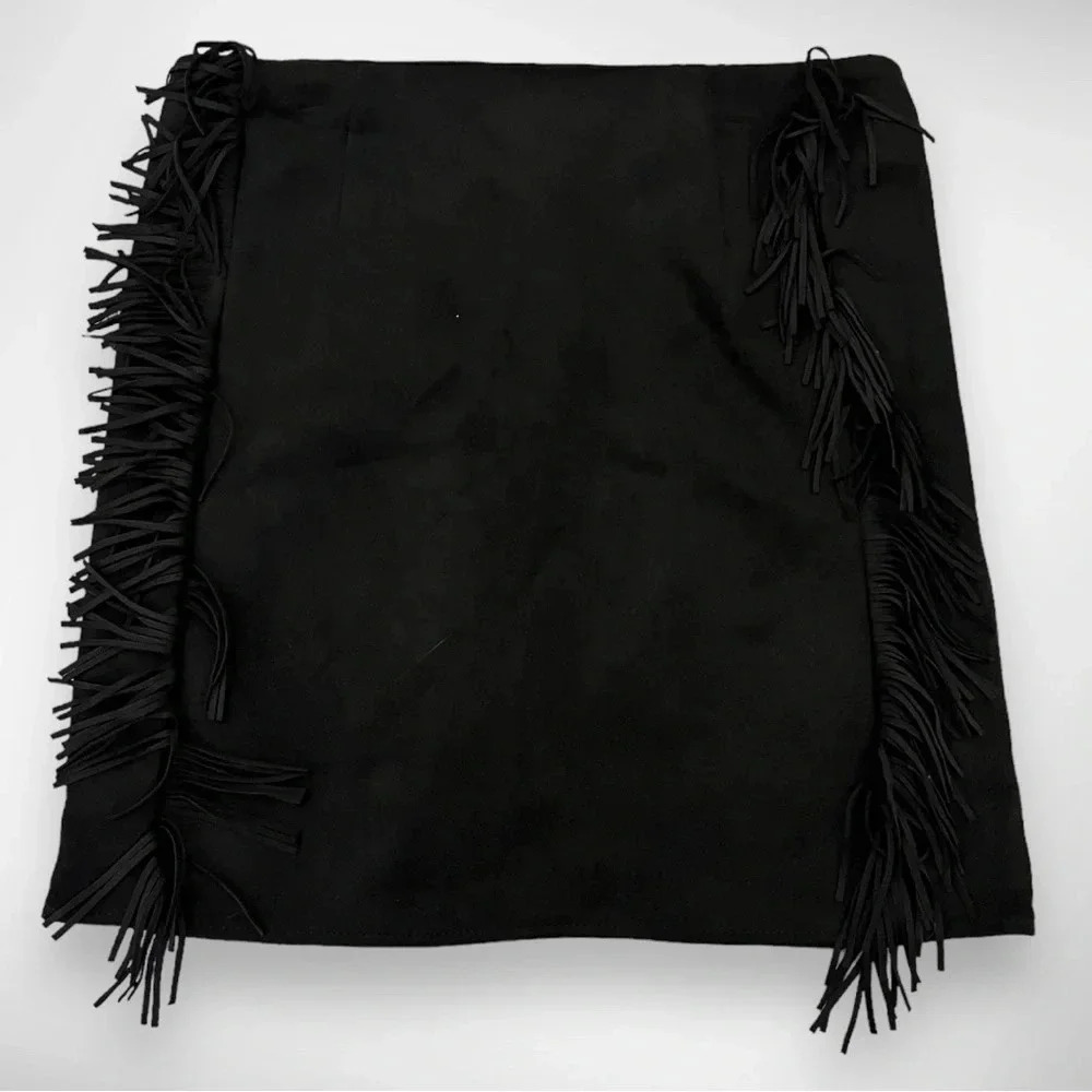 CHELSEA &‎ VIOLET GIRLS Black Faux Suede Mini Skirt With Fringe Detail XL | NWT